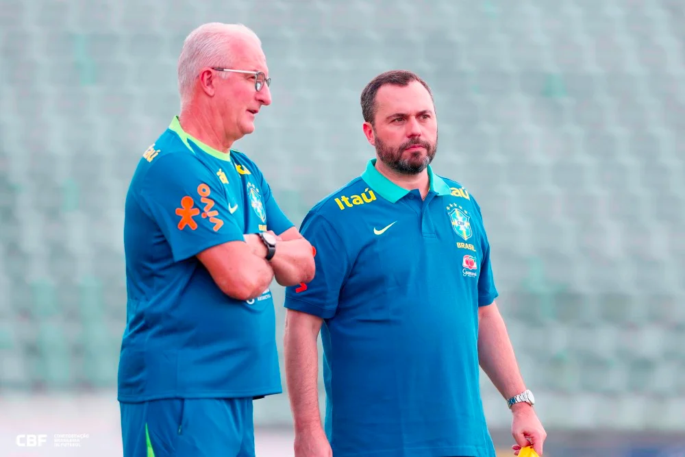 Seleção Brasileira treina no Estádio Bezerrão nessa segunda-feira 17.03