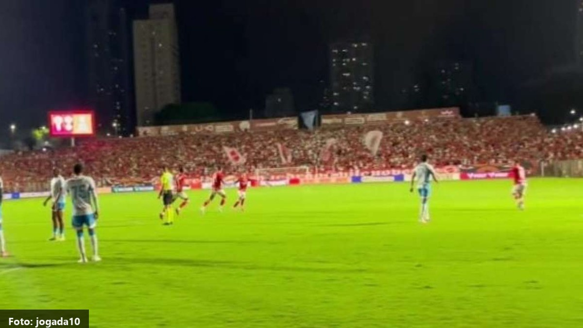 Vila Nova vence Londrina e mantém liderança na Série B